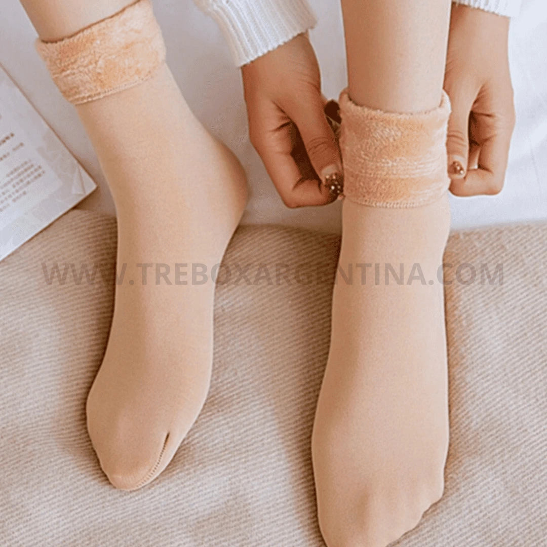 Combo Nevanna 4X2 | Medias Peluche para mujer - Pies cálidos para tus pies 🔥